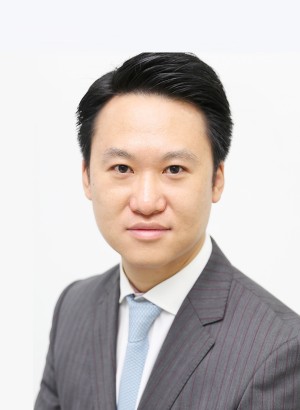 郭旭龍醫生